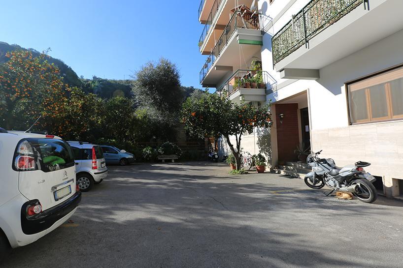 Ferienwohnung Sunny Flat Sorrent Exterior foto